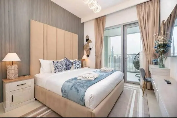 Apartment Elegant 4 Bedroom With Panoramic Burj Khalifa Views Dubai