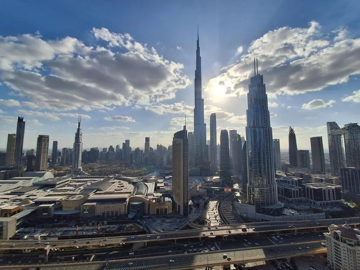 Elegant 4 Bedroom With Panoramic Burj Khalifa Views Dubai 0*,  United Arab Emirates