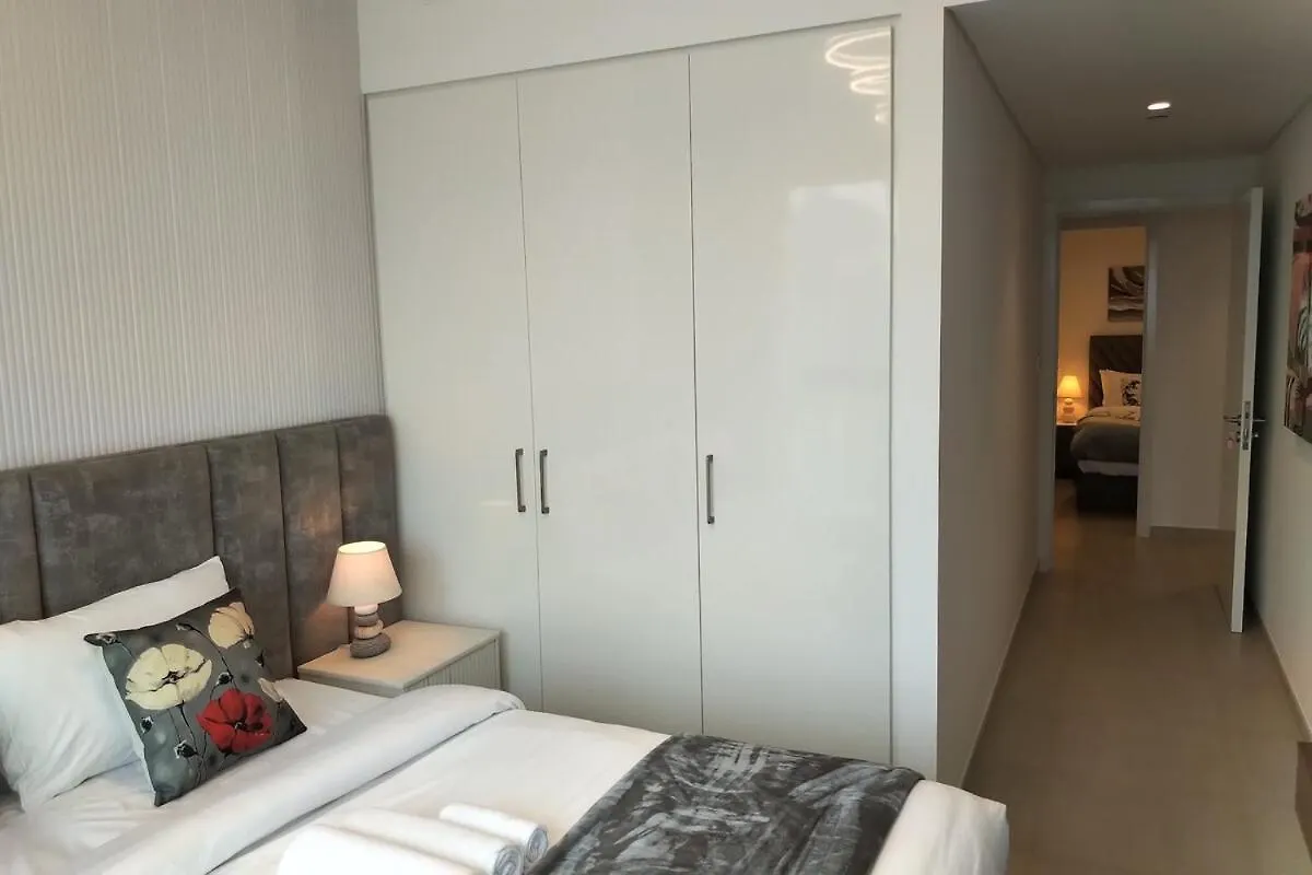 Elegant 4 Bedroom With Panoramic Burj Khalifa Views Dubai United Arab Emirates