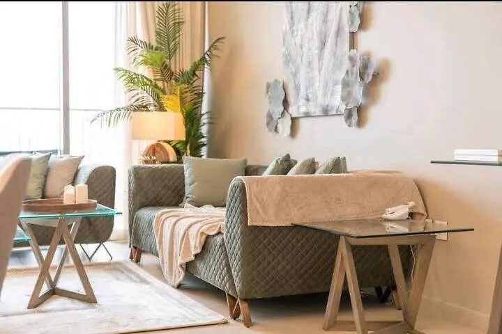 Elegant 4 Bedroom With Panoramic Burj Khalifa Views Dubai