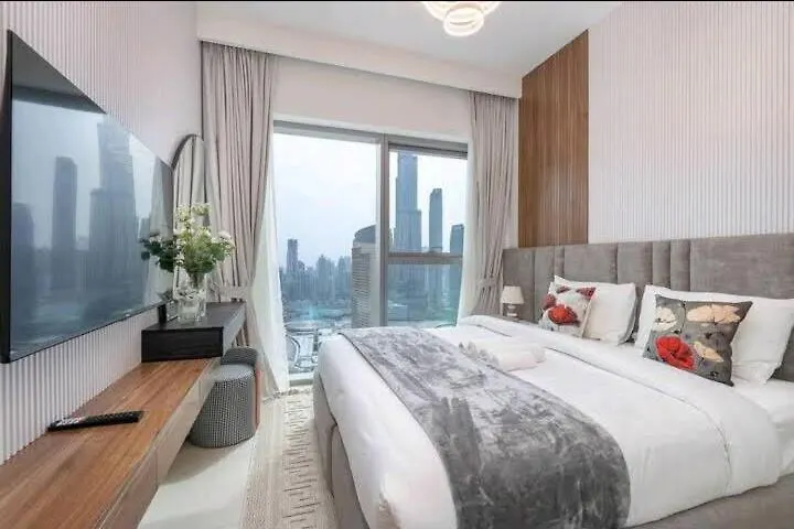 Elegant 4 Bedroom With Panoramic Burj Khalifa Views Dubai Daire