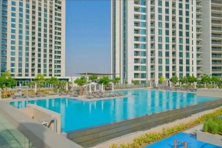 Daire Elegant 4 Bedroom With Panoramic Burj Khalifa Views Dubai