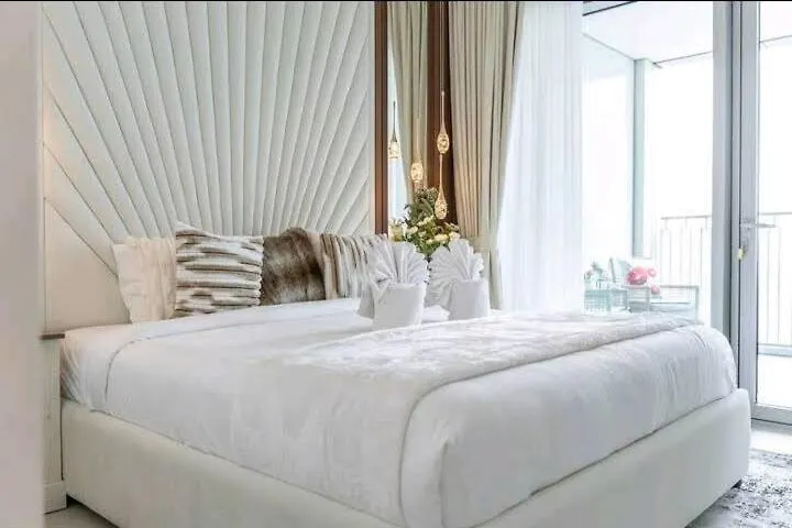 Elegant 4 Bedroom With Panoramic Burj Khalifa Views Dubai Daire